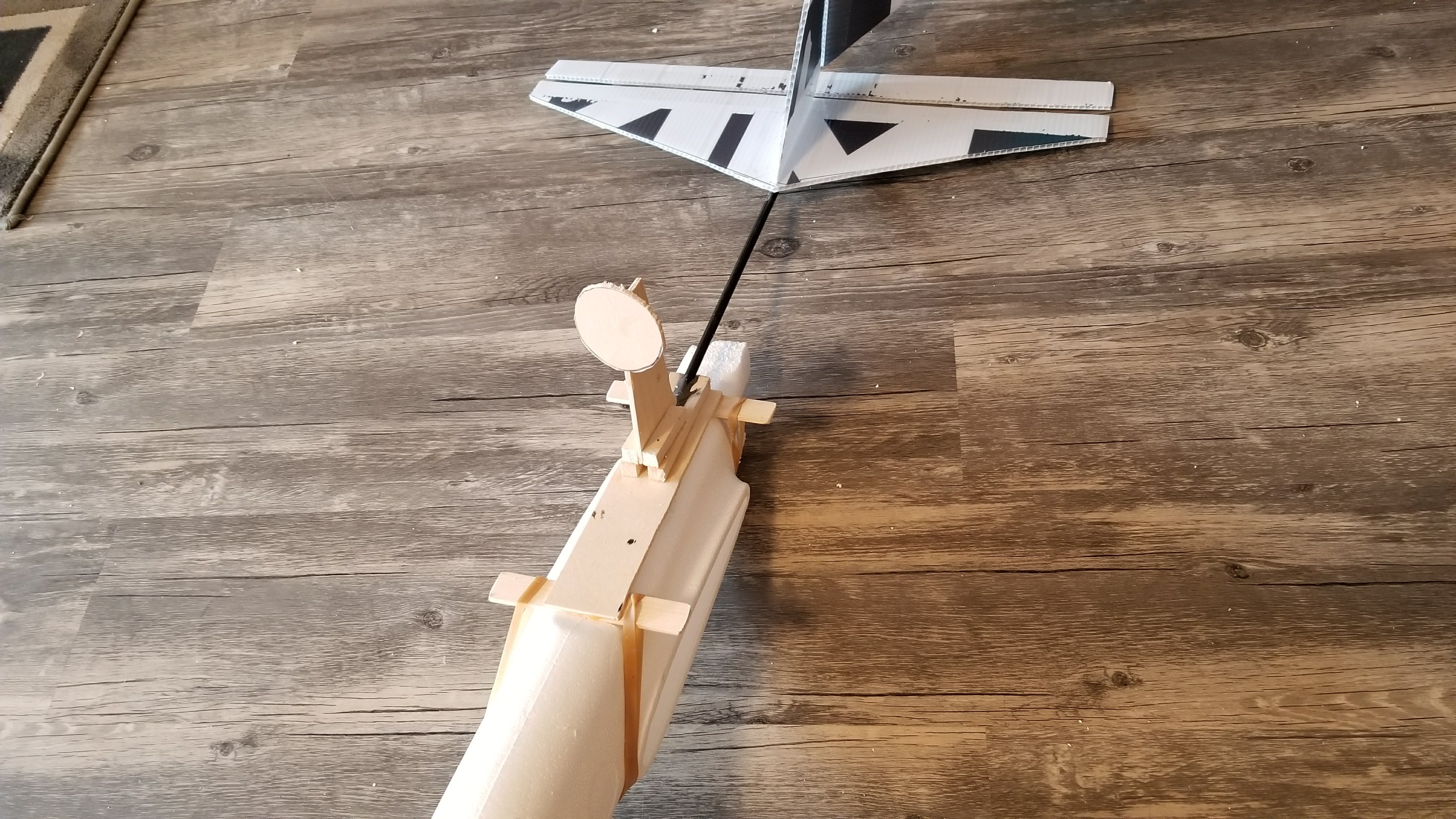 Styrofoam Glider RC Piggyback Drive
