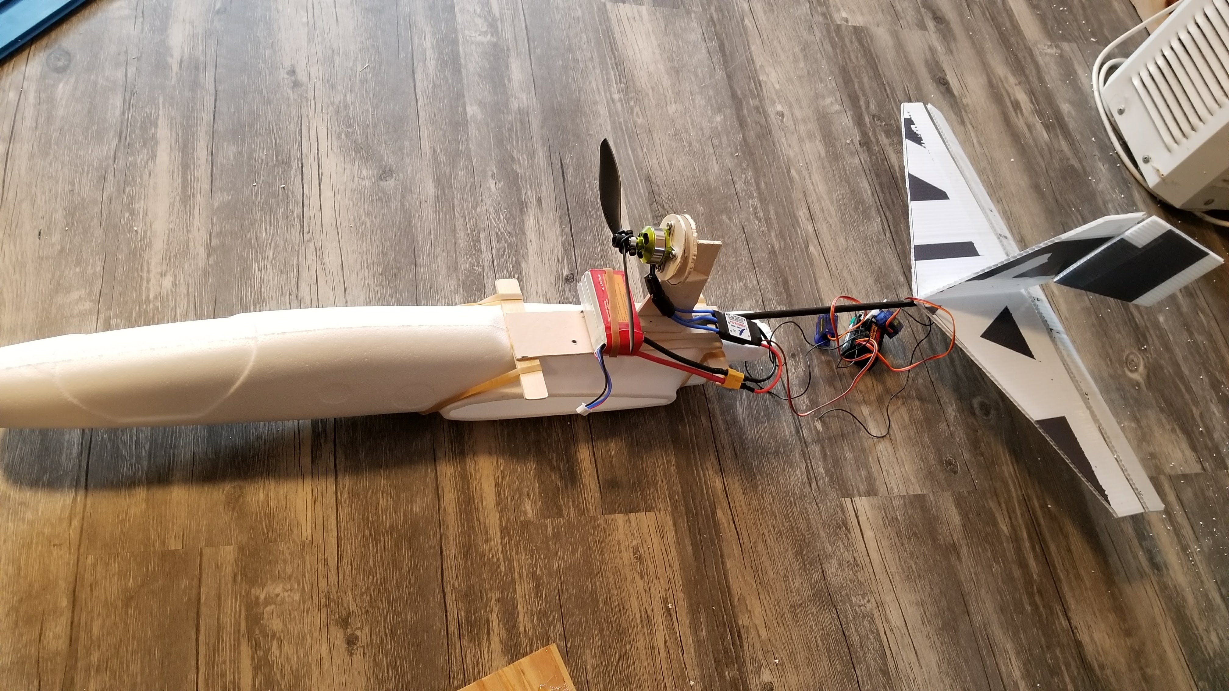 Styrofoam Glider RC Piggyback Drive