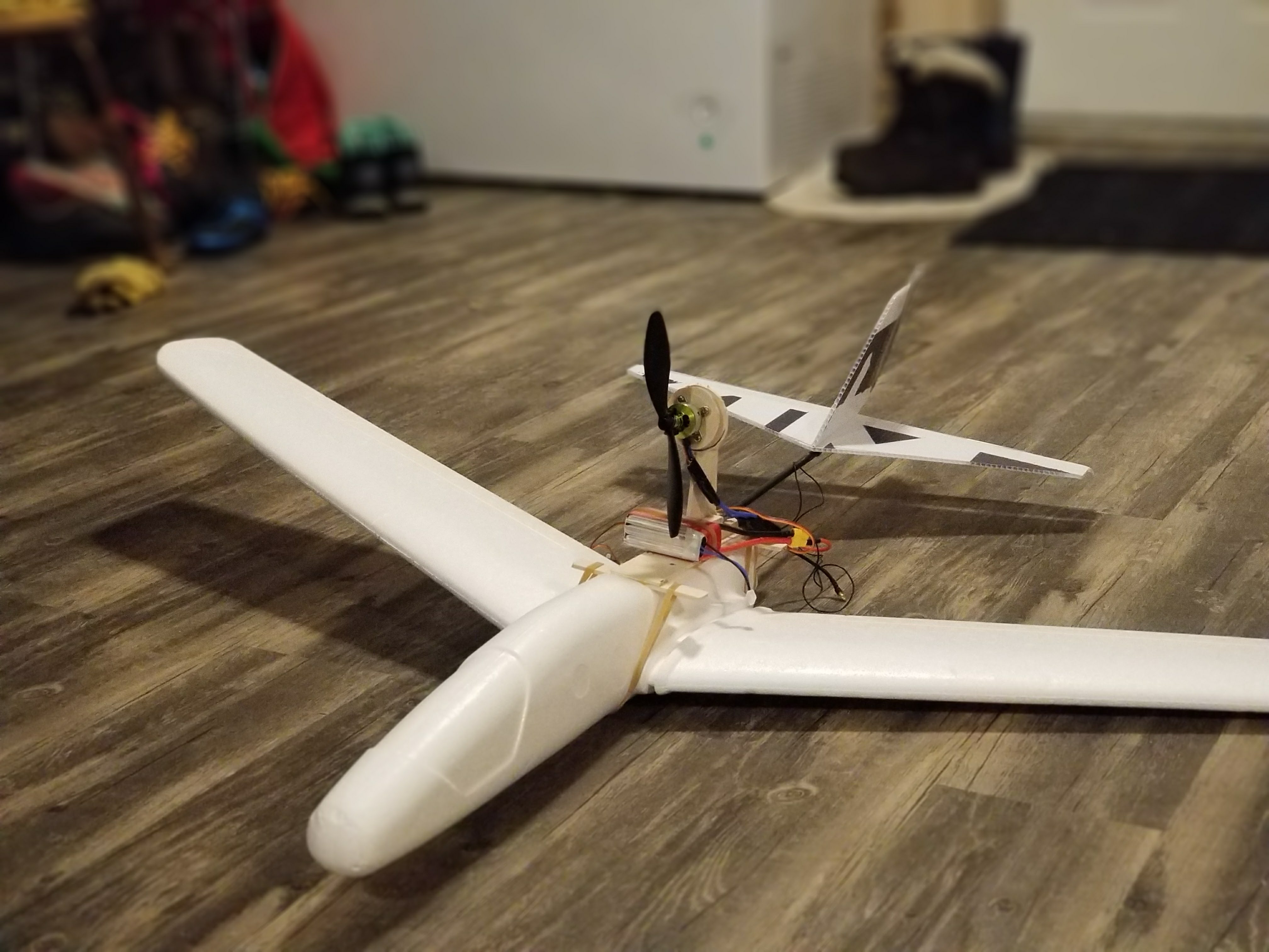 Styrofoam Glider RC Piggyback Drive