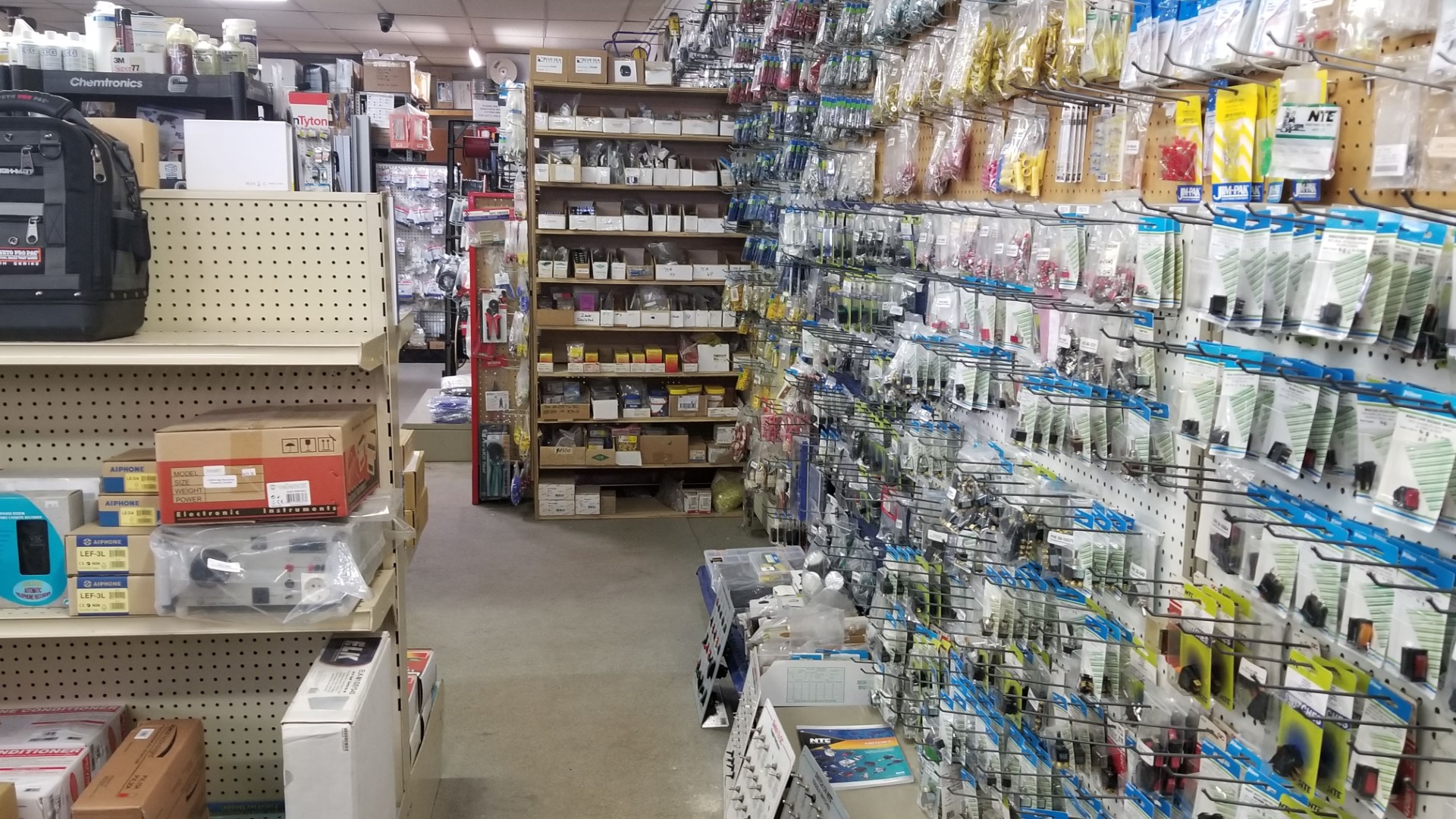 H & R Distributors - Portland Maine Nerd Heaven